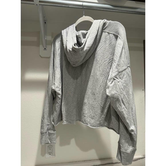 Offline by Aerie Women's Cropped Sweatshirt Hoodie Gray Size XL - Picture 5 of 9